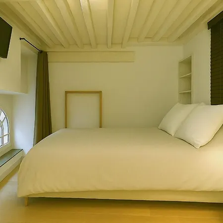 Charming Loft For 4 At The Foot Of Sathonay Square Appartamento
