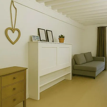 Charming Loft For 4 At The Foot Of Sathonay Square * Lione