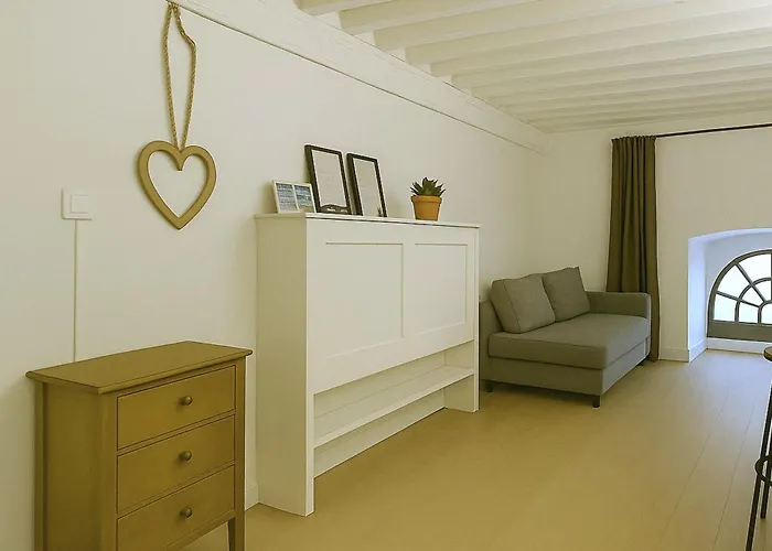 Charming Loft For 4 At The Foot Of Sathonay Square * ליון